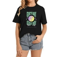 Денят на Земята е ежедневен модерен женски графичен тройник, тениска с къс ръкав с уникален печат на гърдите-удобен и модерен летен връх за жени
